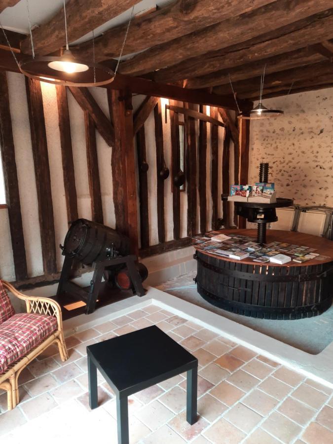 La Maison Genevier - Chambre Doreline Montreuil-en-Touraine Luaran gambar