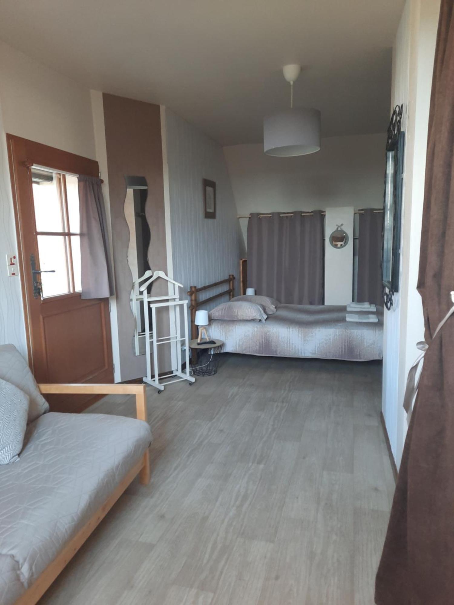 La Maison Genevier - Chambre Doreline Montreuil-en-Touraine Luaran gambar